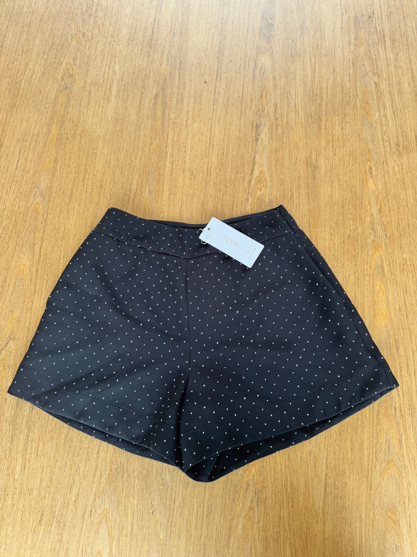 Short Com Detalhes De Brilho