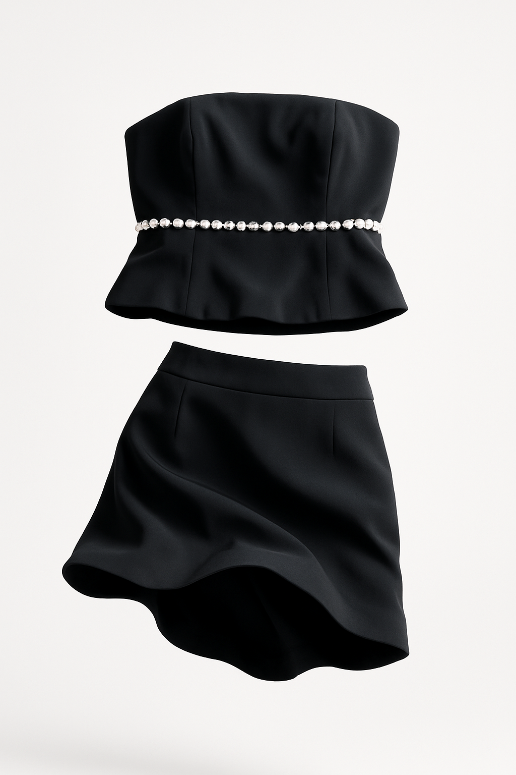 Conjunto com detalhe em pedraria