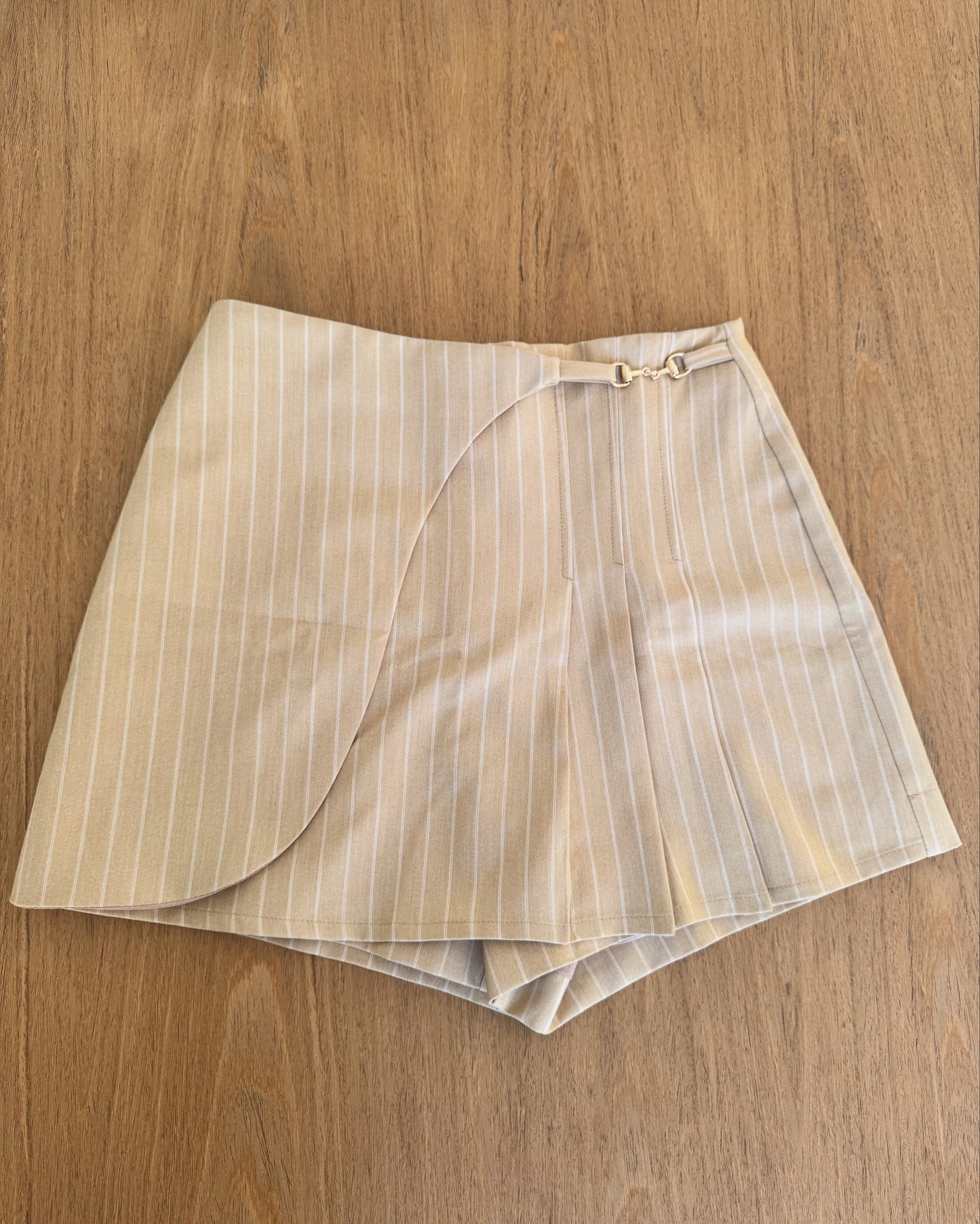 Short Saia Débora