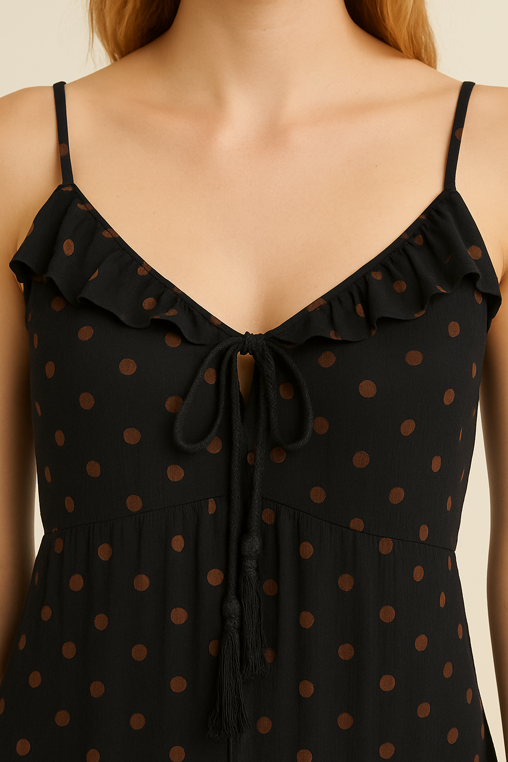 Vestido com alça babado